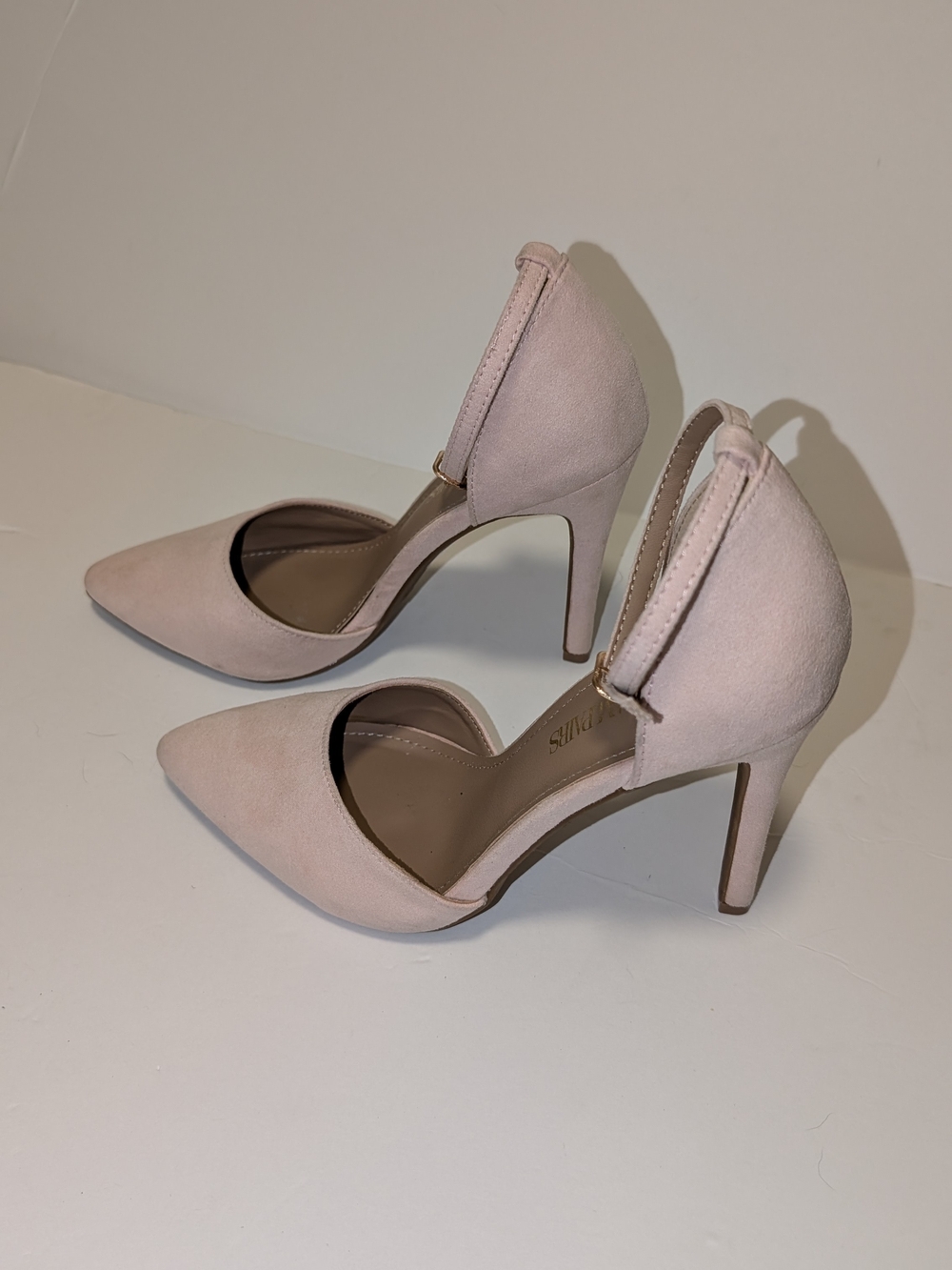 Dream Pairs Blush Pink Pointed Toe Heels Size 7.5 Ankle Strap Stilettos Blush
